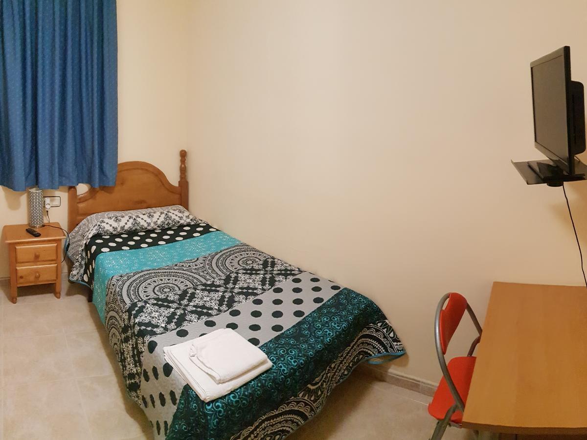 Hostal El Busto Teruel Buitenkant foto